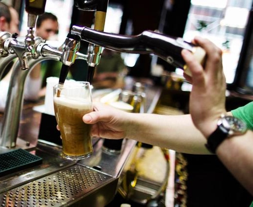 pouring a guinness